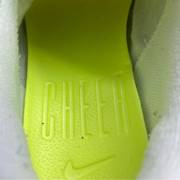 Nike Cheer Sideline IV White 943790-100 Womens Shoes 6T - Picture 8 of 10